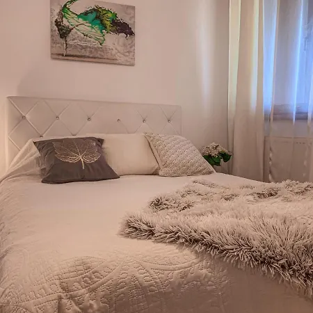 2 Luxury * Bucharest