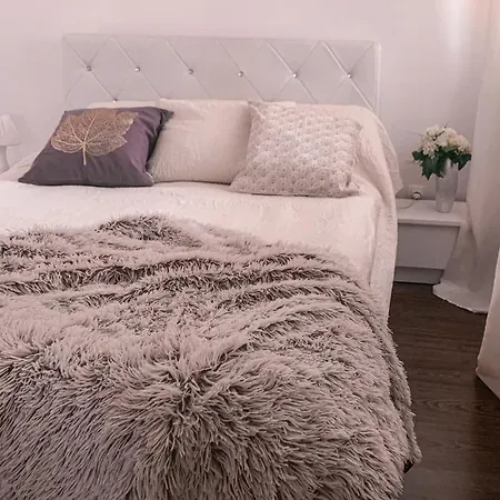 Apartment 2 Luxury Bucharest